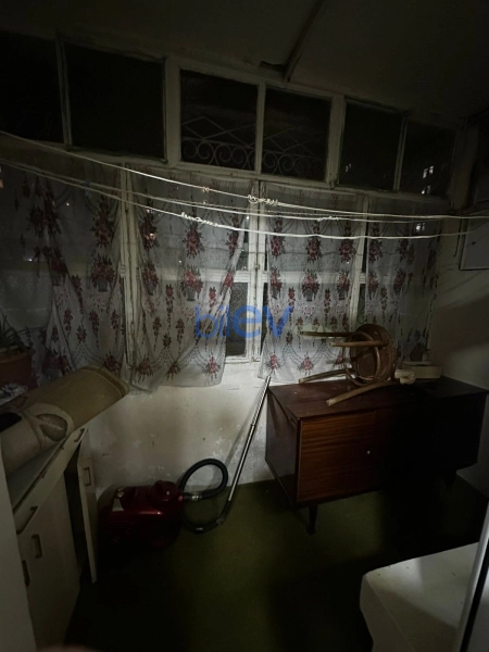 Satış 2 otaqlı Köhnə Tikili bina evi  60m², Bakı