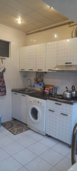 Satış 5 otaqlı Köhnə Tikili bina evi  120m², Bakı