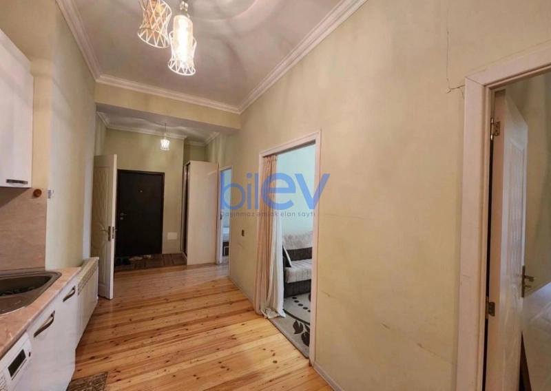Aylıq Kirayə 3 otaqlı Yeni Tikili bina evi  77m², Bakı