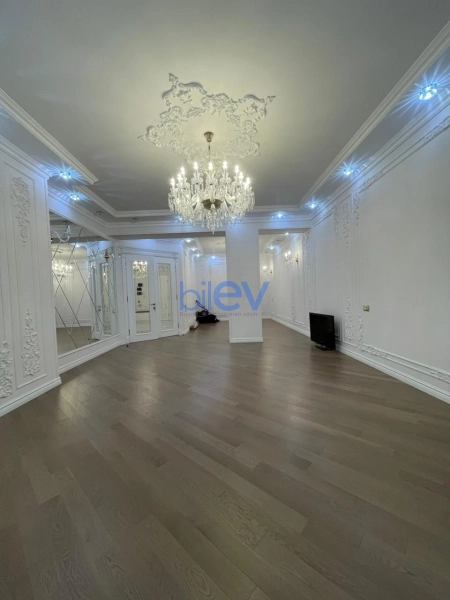 Satış 3 otaqlı Yeni Tikili bina evi  187m², Bakı