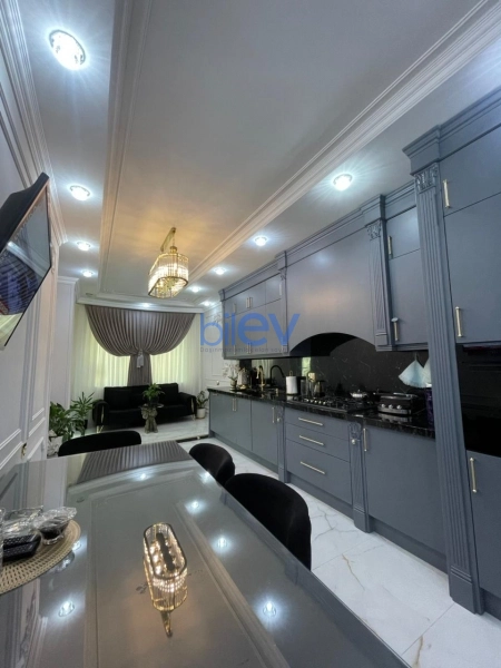 Satış 3 otaqlı Yeni Tikili bina evi  187m², Bakı