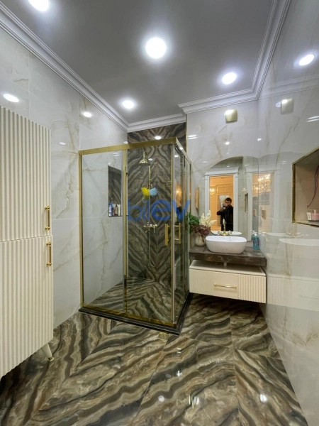 Satış 3 otaqlı Yeni Tikili bina evi  187m², Bakı