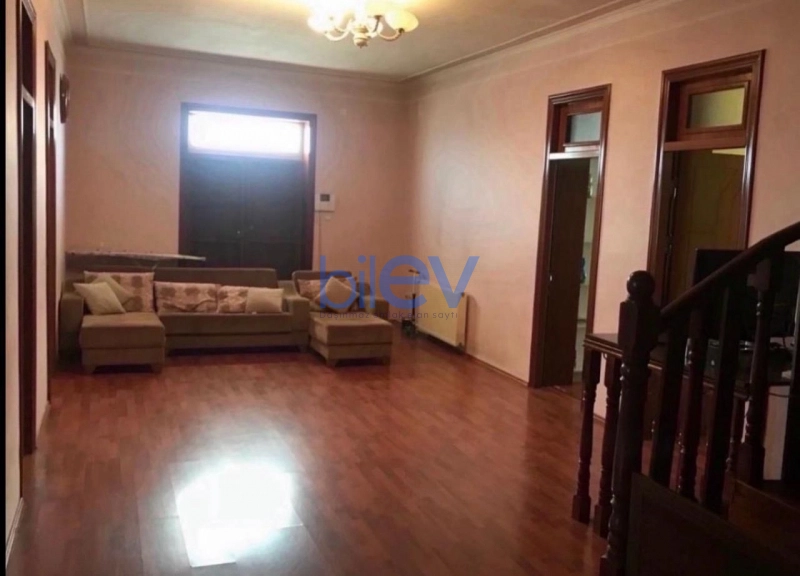 Aylıq Kirayə 12 otaqlı Həyət evi  910m², Bakı