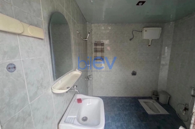Aylıq Kirayə 12 otaqlı Həyət evi  910m², Bakı