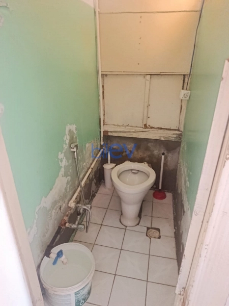Satış 2 otaqlı Köhnə Tikili bina evi  60m², Bakı