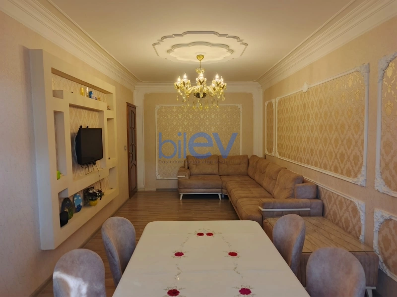 Satış 4 otaqlı Köhnə Tikili bina evi  100m², Bakı