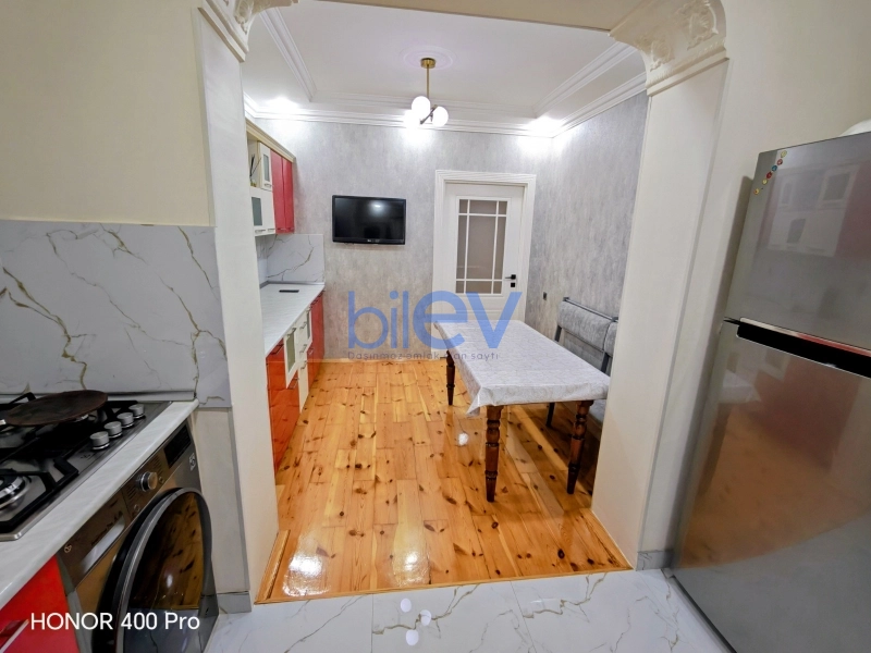 Satış 4 otaqlı Köhnə Tikili bina evi  100m², Bakı