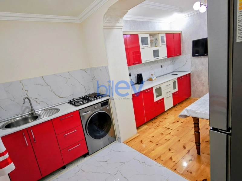 Satış 4 otaqlı Köhnə Tikili bina evi  100m², Bakı