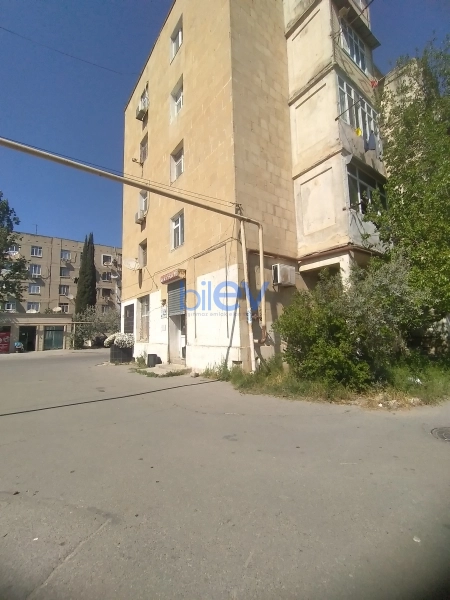 Satış 2 otaqlı Köhnə Tikili bina evi  48m², Bakı