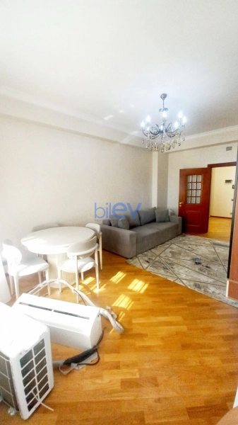 Satış 2 otaqlı Yeni Tikili bina evi  70m², Bakı