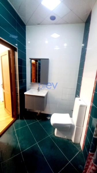 Satış 2 otaqlı Yeni Tikili bina evi  70m², Bakı