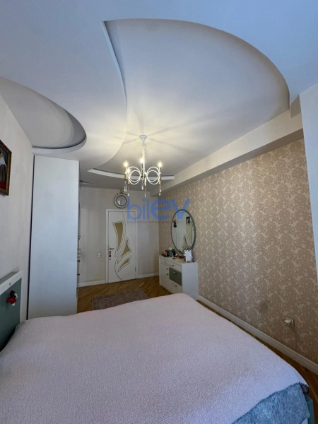 Satış 4 otaqlı Yeni Tikili bina evi  125m², Bakı