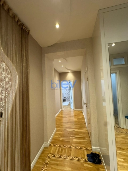 Satış 4 otaqlı Yeni Tikili bina evi  125m², Bakı