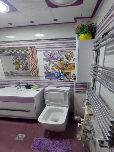 Satış 3 otaqlı Köhnə Tikili bina evi  75m², Bakı