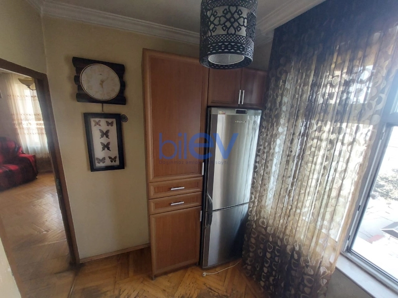 Aylıq Kirayə 1 otaqlı Köhnə Tikili bina evi  40m², Bakı