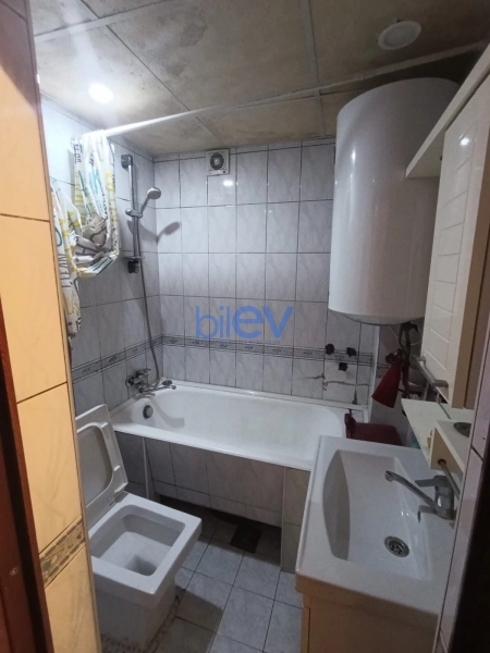 Aylıq Kirayə 3 otaqlı Köhnə Tikili bina evi  75m², Bakı