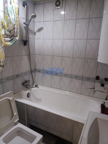 Aylıq Kirayə 3 otaqlı Köhnə Tikili bina evi  75m², Bakı
