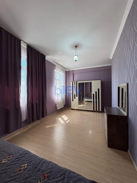 Aylıq Kirayə 4 otaqlı Köhnə Tikili bina evi  140m², Bakı