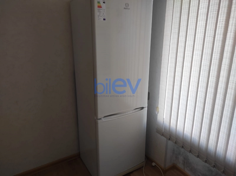 Aylıq Kirayə 1 otaqlı Köhnə Tikili bina evi  30m², Bakı