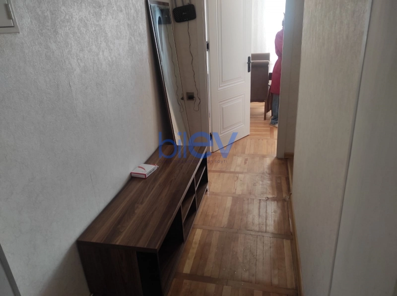 Aylıq Kirayə 1 otaqlı Köhnə Tikili bina evi  30m², Bakı