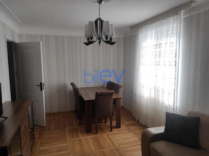 Aylıq Kirayə 1 otaqlı Köhnə Tikili bina evi  30m², Bakı