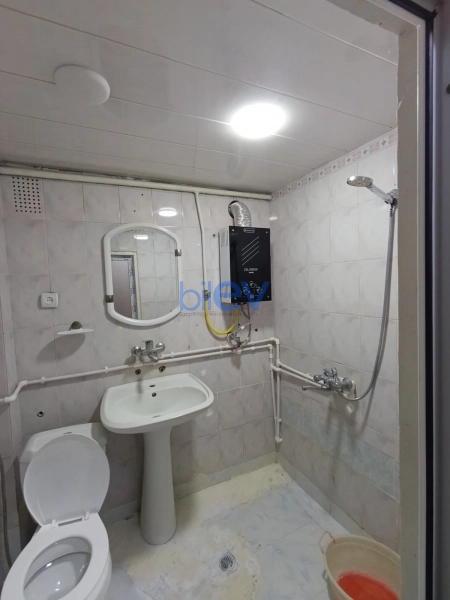 Aylıq Kirayə 2 otaqlı Köhnə Tikili bina evi  50m², Bakı