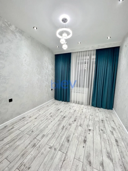 Satış 3 otaqlı Yeni Tikili bina evi  73m², Bakı