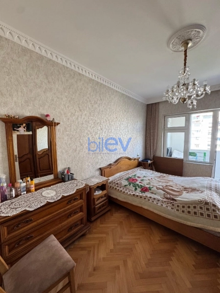 Satış 3 otaqlı Köhnə Tikili bina evi  85m², Bakı