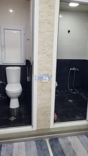 Satış 5 otaqlı Köhnə Tikili bina evi  120m², Bakı