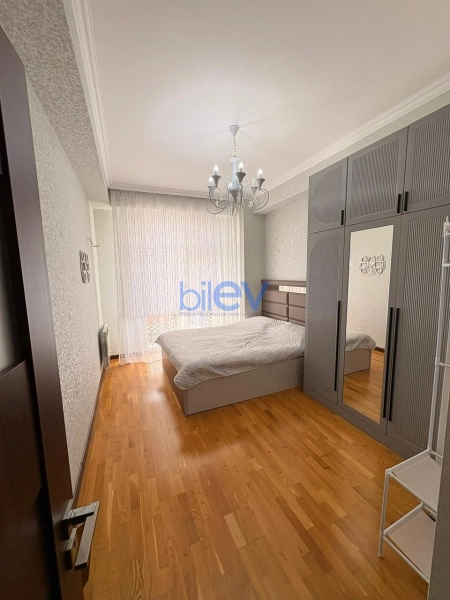 Satış 2 otaqlı Yeni Tikili bina evi  70m², Bakı