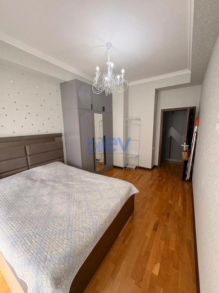 Satış 2 otaqlı Yeni Tikili bina evi  70m², Bakı