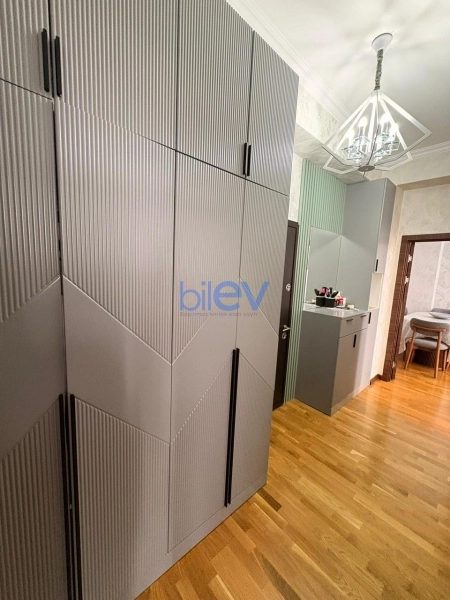 Satış 2 otaqlı Yeni Tikili bina evi  70m², Bakı