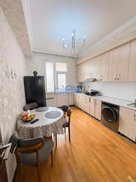 Satış 2 otaqlı Yeni Tikili bina evi  70m², Bakı