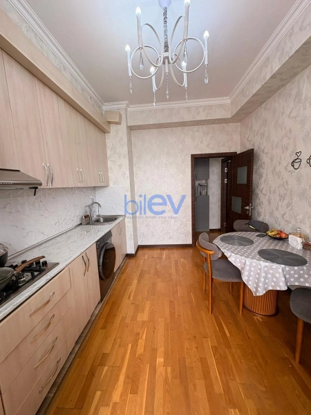 Satış 2 otaqlı Yeni Tikili bina evi  70m², Bakı