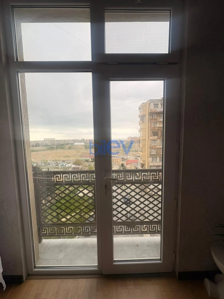 Satış 2 otaqlı Yeni Tikili bina evi  70m², Bakı