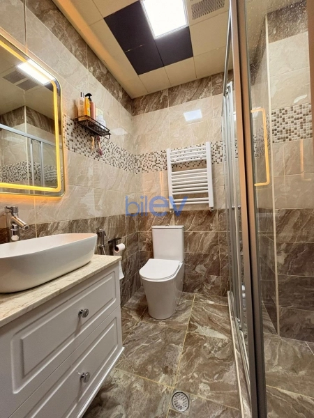 Satış 2 otaqlı Yeni Tikili bina evi  70m², Bakı