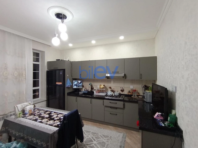 Satış 4 otaqlı Həyət evi  182m², Bakı