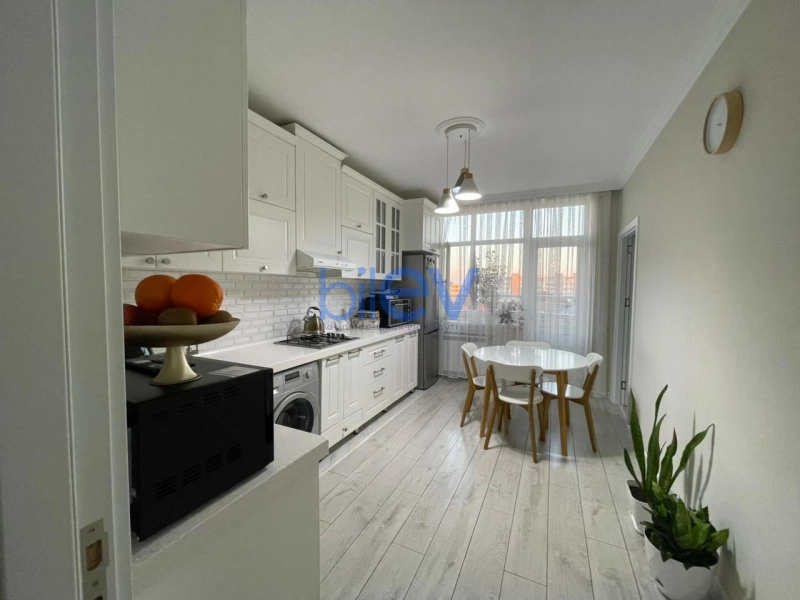 Satış 3 otaqlı Yeni Tikili bina evi  110m², Bakı