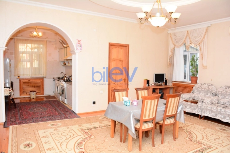 Satış 6 otaqlı Həyət evi  200m², Bakı