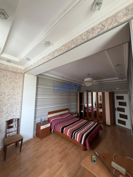 Satış 3 otaqlı Yeni Tikili bina evi  130m², Bakı