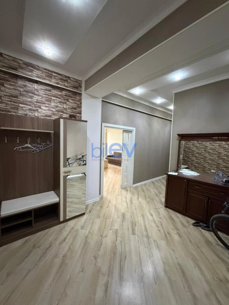 Satış 3 otaqlı Yeni Tikili bina evi  130m², Bakı