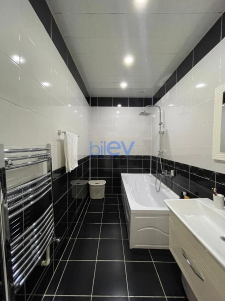 Satış 3 otaqlı Yeni Tikili bina evi  110m², Bakı
