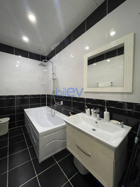 Satış 3 otaqlı Yeni Tikili bina evi  110m², Bakı