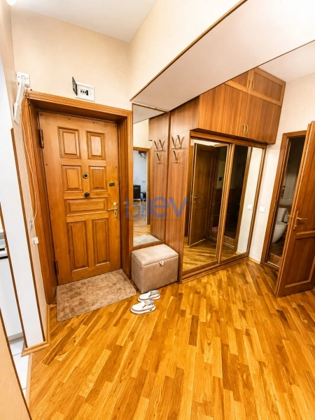 Aylıq Kirayə 2 otaqlı Köhnə Tikili bina evi  70m², Bakı