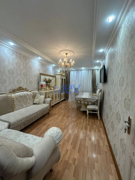 Satış 3 otaqlı Köhnə Tikili bina evi  51m², Bakı