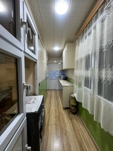 Satış 3 otaqlı Köhnə Tikili bina evi  51m², Bakı