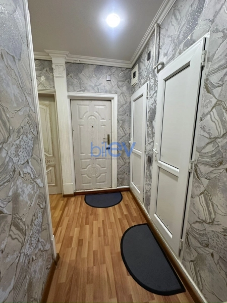 Satış 3 otaqlı Köhnə Tikili bina evi  51m², Bakı