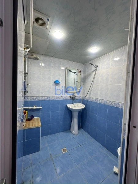 Satış 3 otaqlı Köhnə Tikili bina evi  51m², Bakı