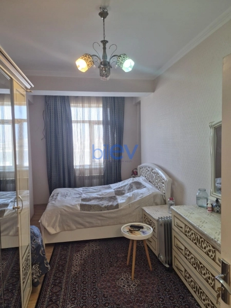 Satış 3 otaqlı Yeni Tikili bina evi  103m², Xırdalan