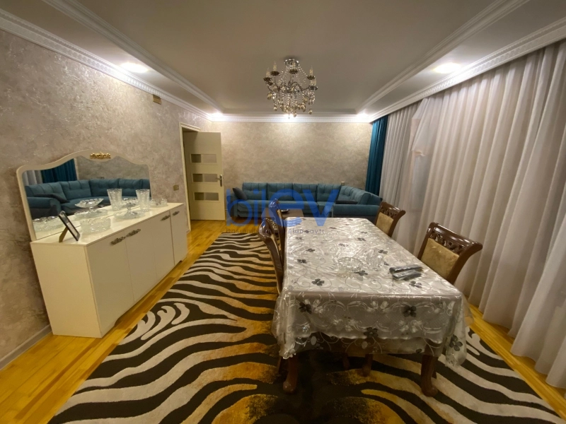 Satış 3 otaqlı Köhnə Tikili bina evi  80m², Bakı